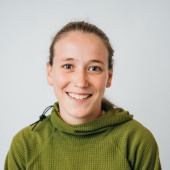 Experienced Kind And Loving Sitter