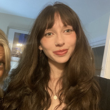 Winona's profile