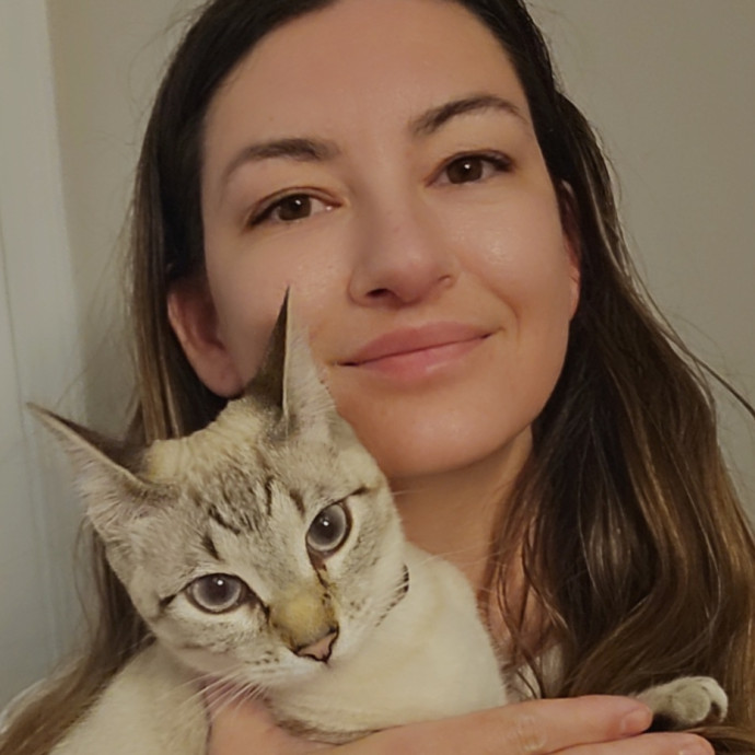 Loving  Reliable Cat Caregive