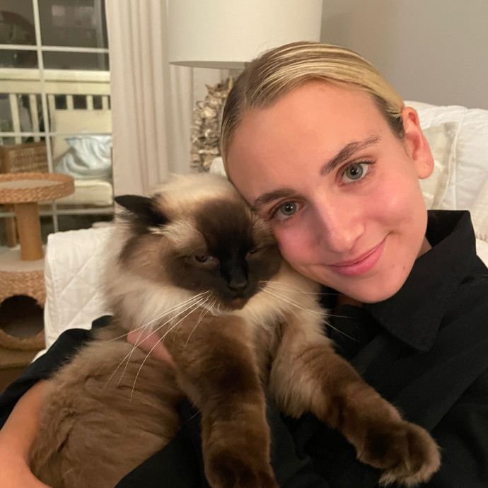 Reliable And Caring Cat Sitter Reliable And Caring Cat Sitter