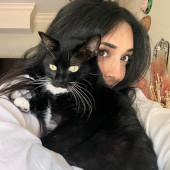 Cat Mom Offering Loving  Reliable Care