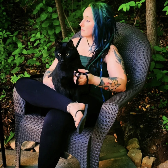 Aly Cat