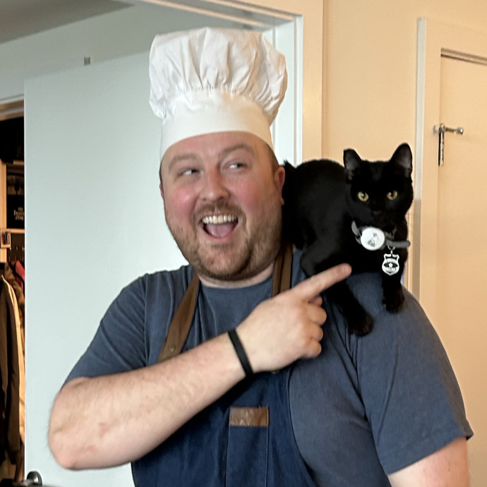 Reliable Senior  Shy Cat Specialist