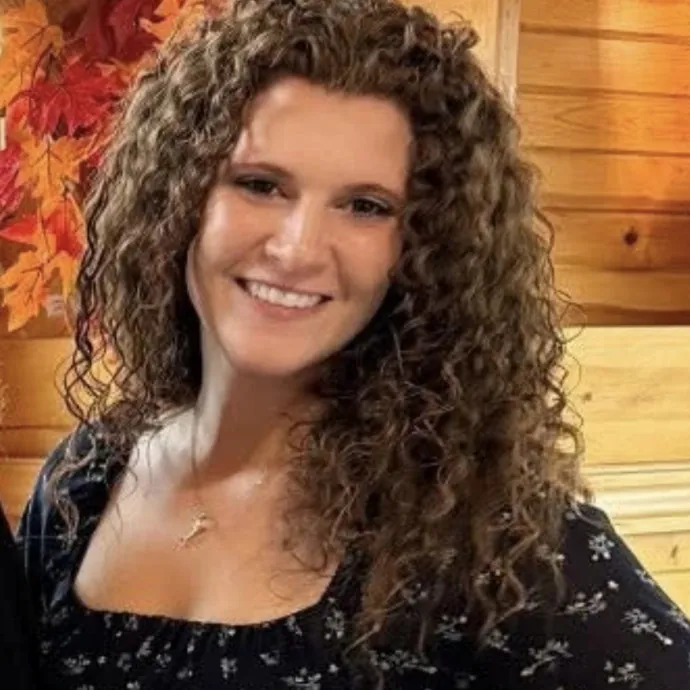 Marisa R.
