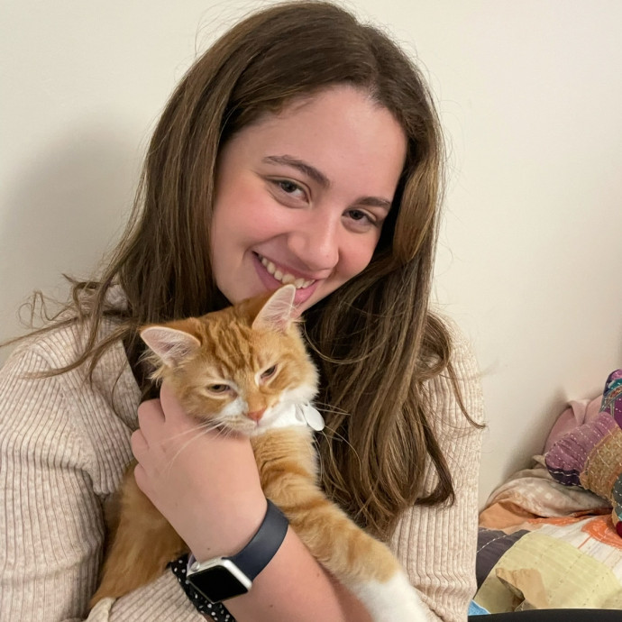 Brown Student Avaialble Cat Sitter Brown Student Avaialble Cat Sitter