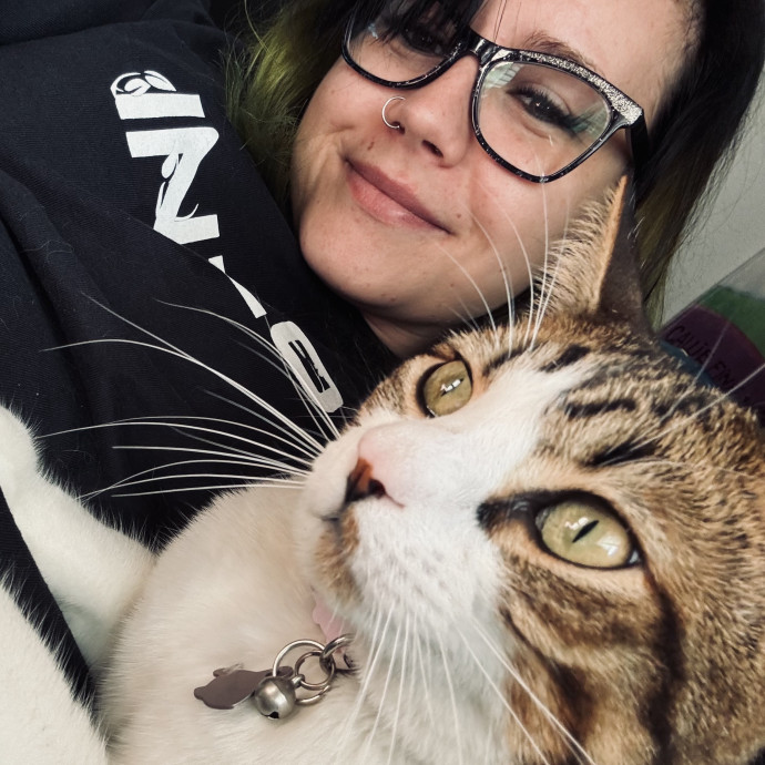 Med-Certified  Shy Cat Care By Amber
