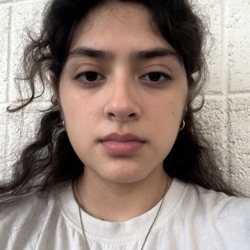 Leslie's profile