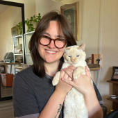 Lifelong Cat Lover Offering Kind Care