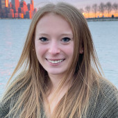 Cat Visitor Drop Ins - Cat Loving Sitter