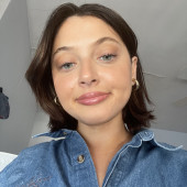 Ellie F.