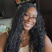 Patient Loving  Cat-Savvy Sitter