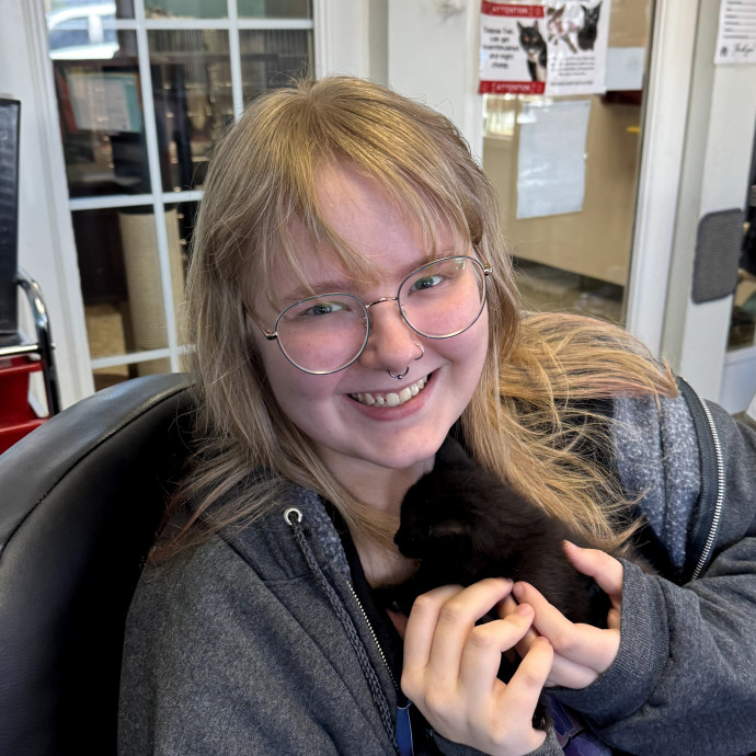 Experienced Cat Care Professional
