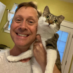 Jazzy Cats - Savannah Cat Sitter - Local Cat Dad Jazzy Cats - Savannah Cat Sitter - Local Cat Dad