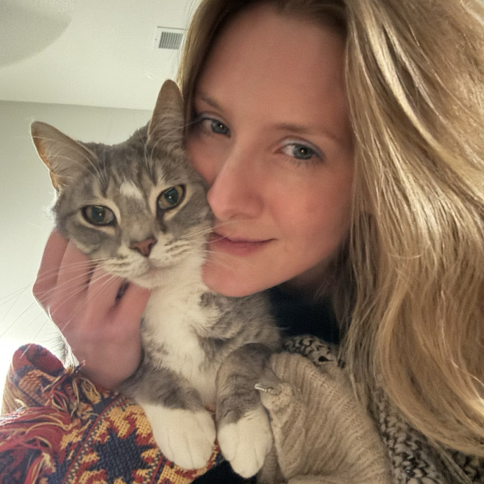 Attentive And Reliable Cat Sitter