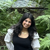 Loving Cat Owner And Sitter