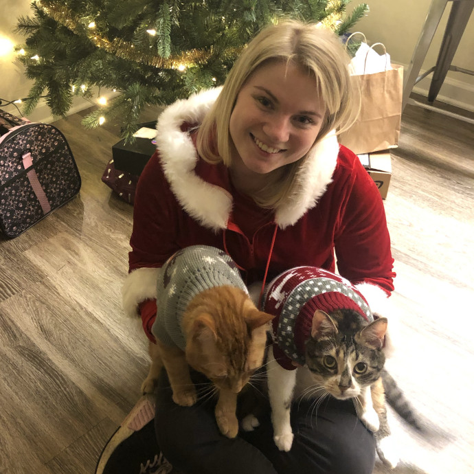 Patient And Loving Kitty Sitter For You