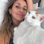 Experienced Cat Sitter Love For Animals