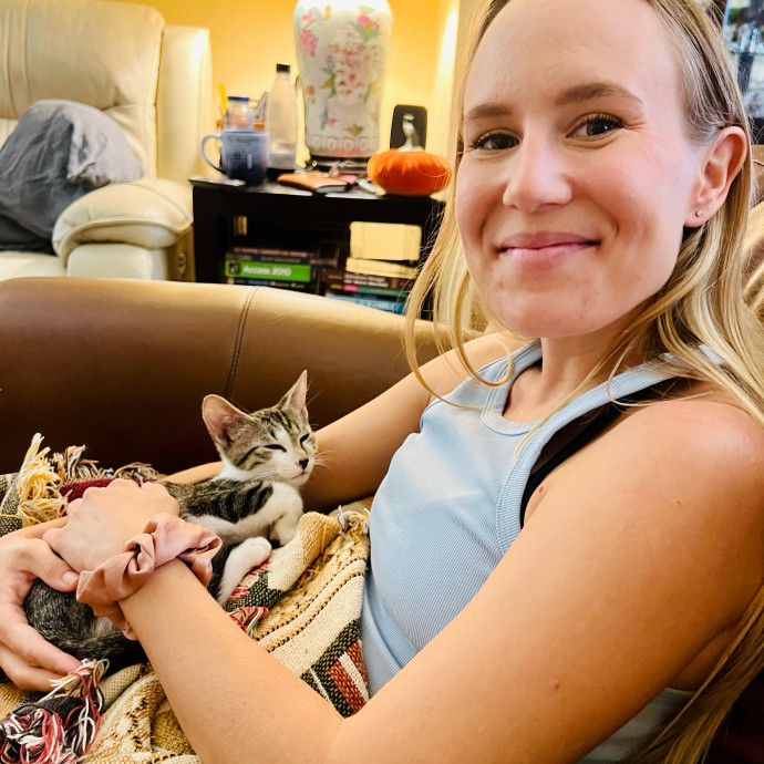 Reliable And Loving Cat Sitter Reliable And Loving Cat Sitter