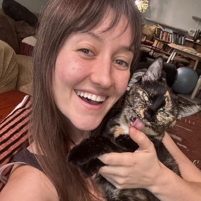 Experienced Cat Mama Here To Help
