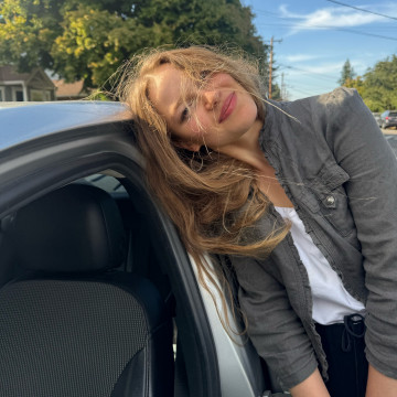 Lucy's profile