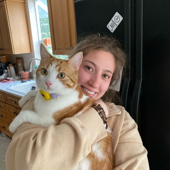 Loving Cat Mom And Sitter Loving Cat Mom And Sitter