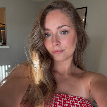 Elle's profile