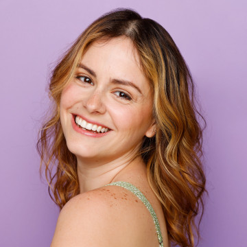 Kelly's profile