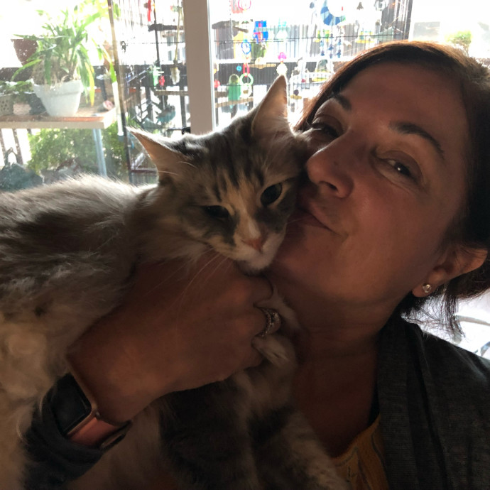 Trusted Cat Whisperer Loving Sitter Trusted Cat Whisperer Loving Sitter