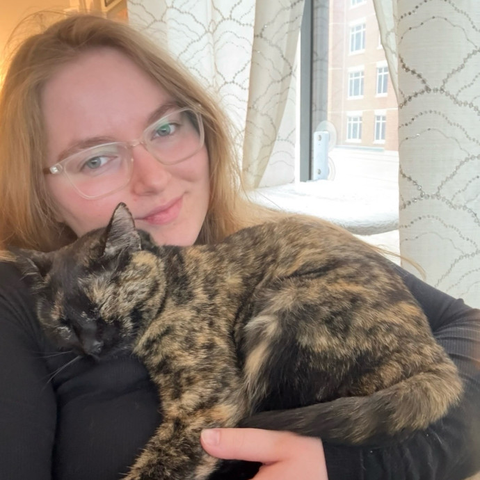 Cat Lover And Experienced Sitter
