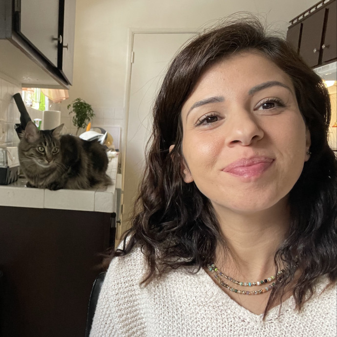 Loving  Purr-Fessional Cat Sitter