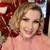 Gentle And Reliable Cat Sitter