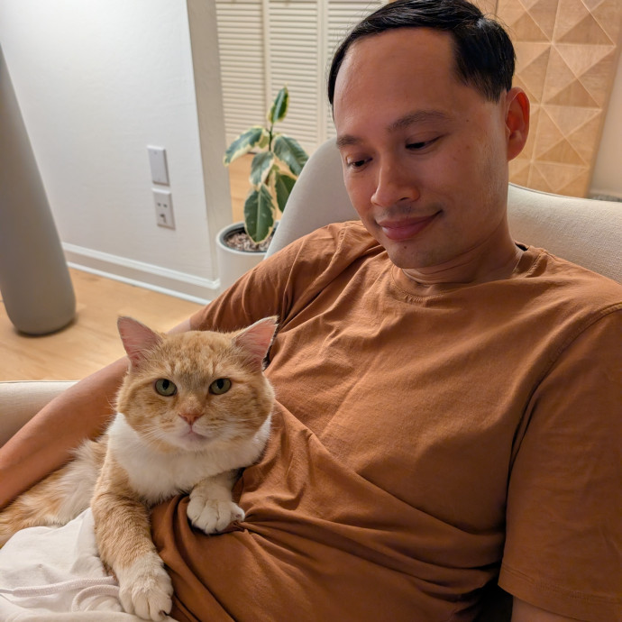 Dedicated Cat Sitter With Daily Updates