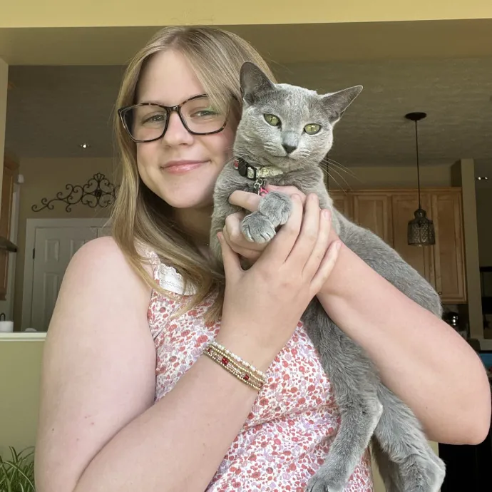 Vivi The Kitty Lover
