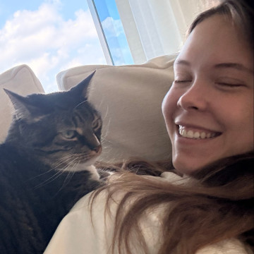 Greta's profile