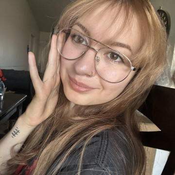 Angelina's profile