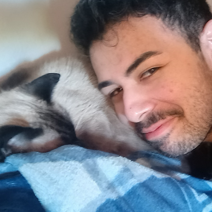 Lifelong Cat Person You Can Trust