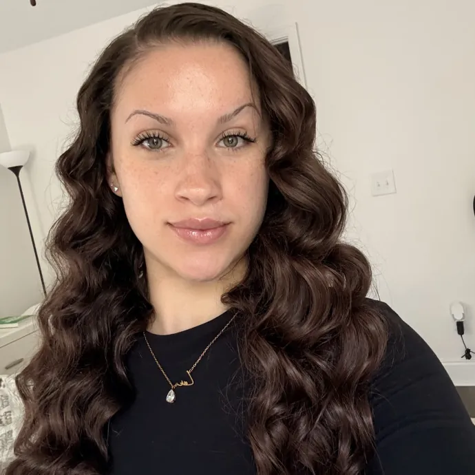 Amber S.