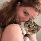 Affectionate Cat Care With Daily Updates