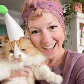 The Kitty Sitter Next Door - Los Angeles