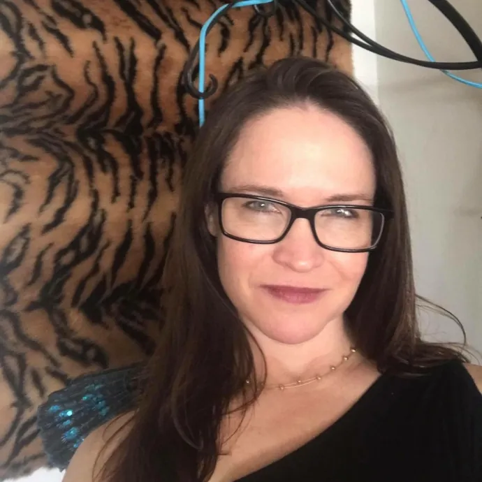 Zookeeper Cat Behaviorist Sitter In La